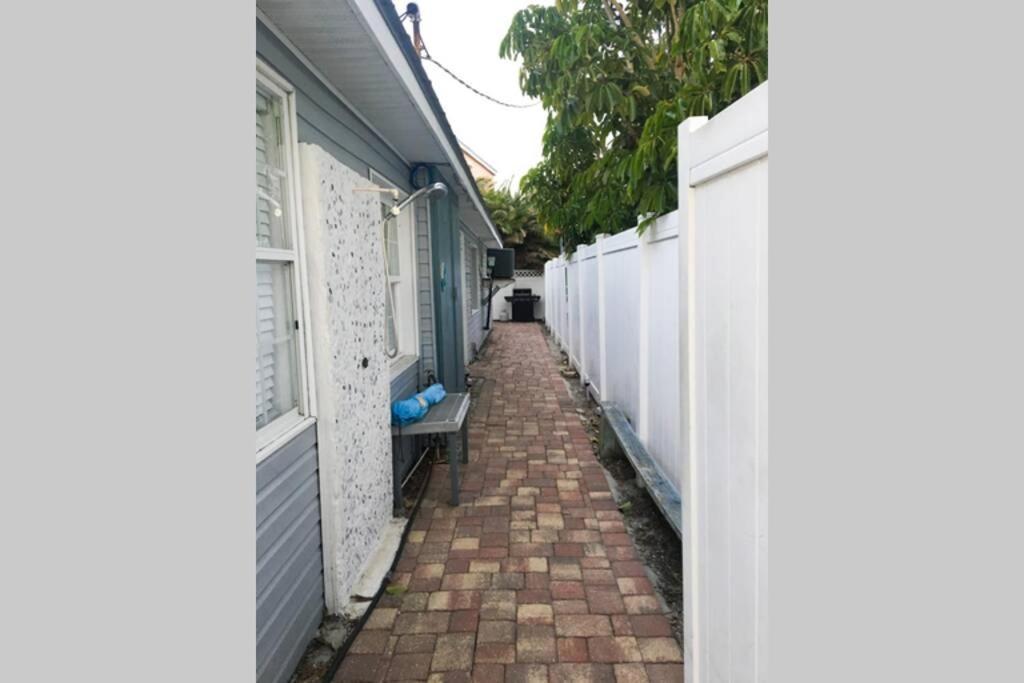 The Cannon Apartment Bradenton Beach Exterior photo